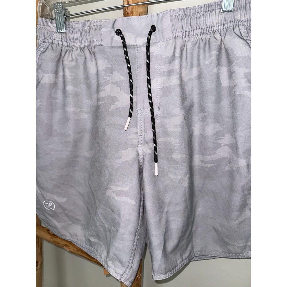 Legends Mens Medium Gray Luka Camo Workout Athletic Gym Shorts 7" Inseam